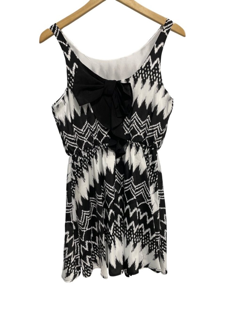 Rewind Fit and Flare Dress Medium Geometric Print Bow Chevron Black White Boho